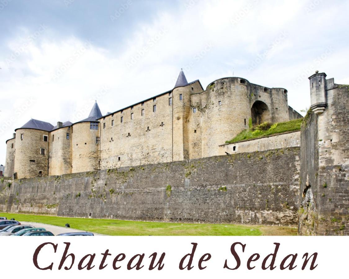 Charleville-Mézières: belle vue Place Ducale Exterior foto